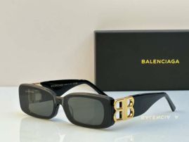 Picture of Balenciga Sunglasses _SKUfw55481386fw